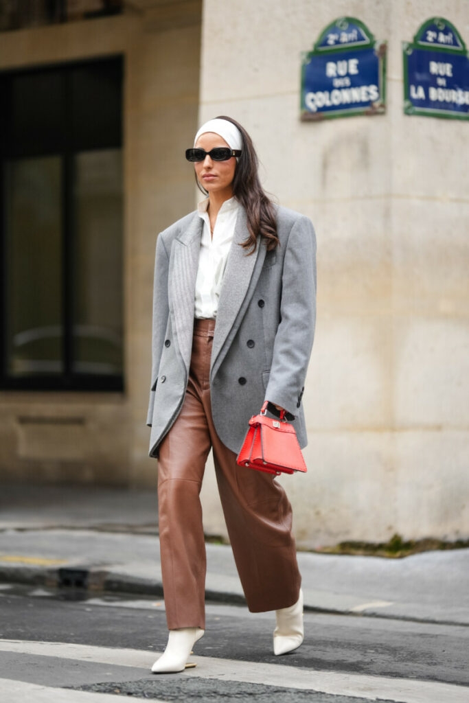 білі жіночі чоботи в стилі 2025/2026